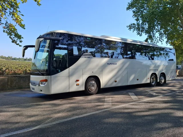 Setra 416 GT HD da frota Hupstour, 57 lugares